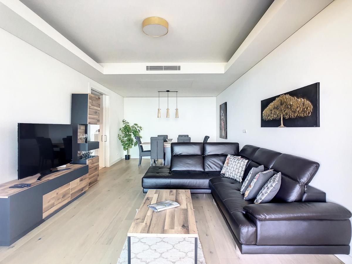 Over The Cliff Apartment By Lovelystay فونشال المظهر الخارجي الصورة